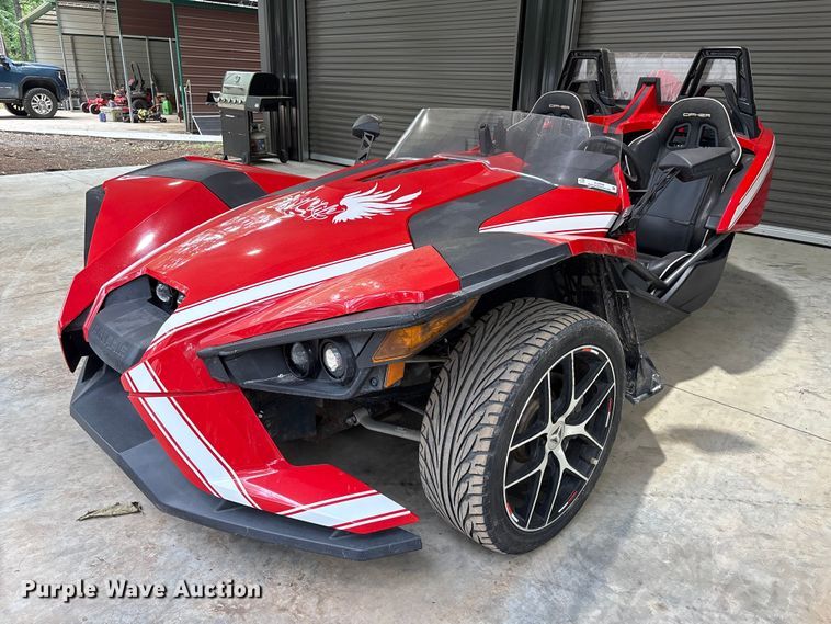 image for item EU0599 2016 Polaris Slingshot motorcycle