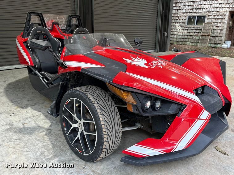 image for item EU0599 2016 Polaris Slingshot motorcycle