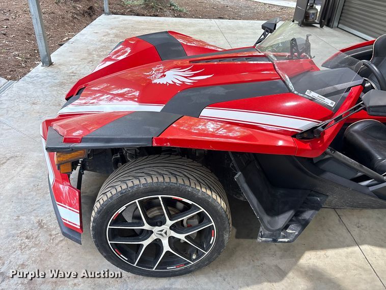 image for item EU0599 2016 Polaris Slingshot motorcycle