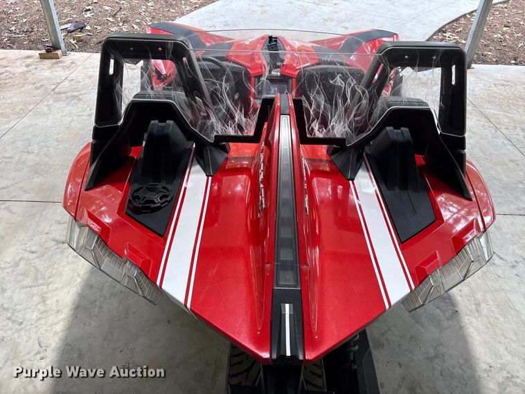 image for item EU0599 2016 Polaris Slingshot motorcycle