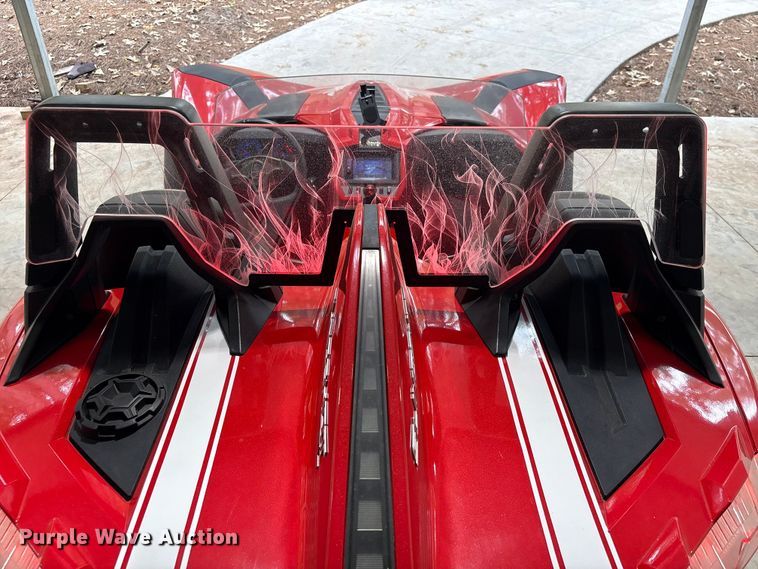 image for item EU0599 2016 Polaris Slingshot motorcycle