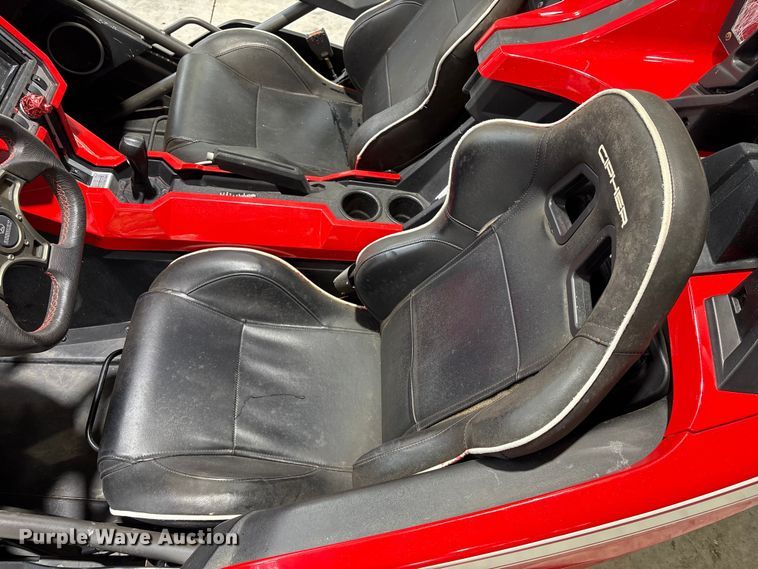 image for item EU0599 2016 Polaris Slingshot motorcycle
