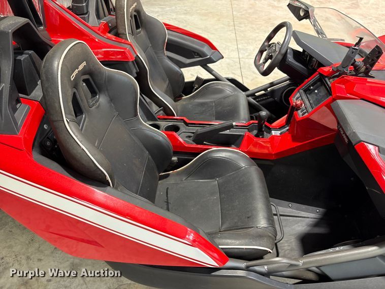 image for item EU0599 2016 Polaris Slingshot motorcycle