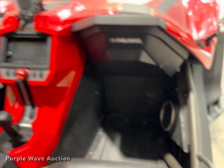 image for item EU0599 2016 Polaris Slingshot motorcycle