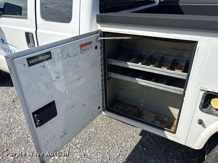 image for item EU5568 2016 Ford F250 Super Duty Ext. Cab utility bed pickup truck