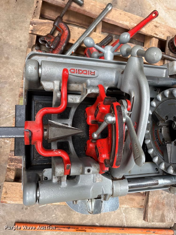 image for item EU5597 Rigid 535 pipe threader