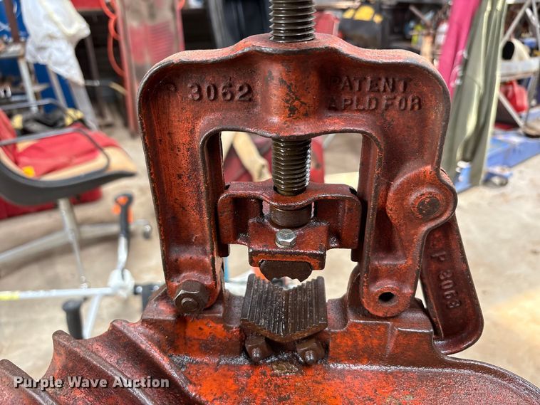 image for item EU5597 Rigid 535 pipe threader