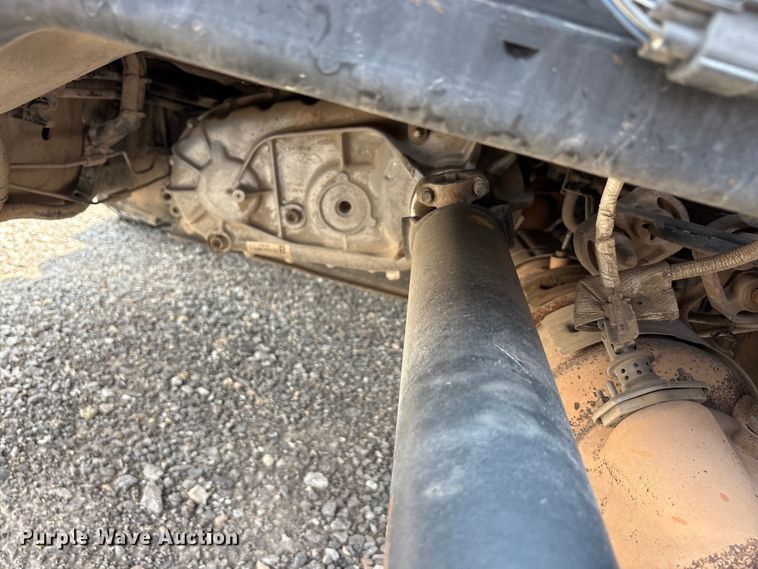 image for item EU5598 2019 Ford F550 Super Duty truck cab and chassis