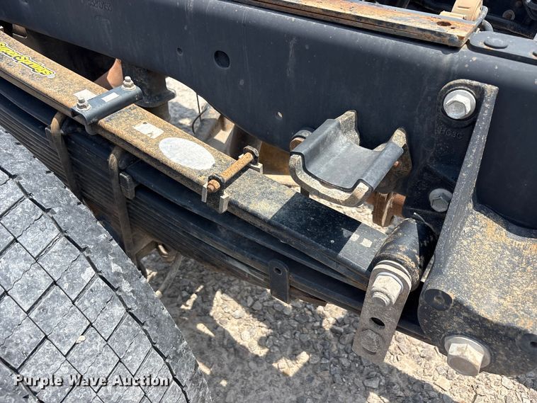 image for item EU5598 2019 Ford F550 Super Duty truck cab and chassis