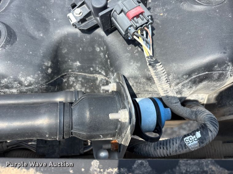 image for item EU5598 2019 Ford F550 Super Duty truck cab and chassis