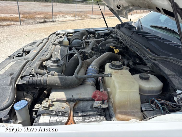 image for item EU5598 2019 Ford F550 Super Duty truck cab and chassis