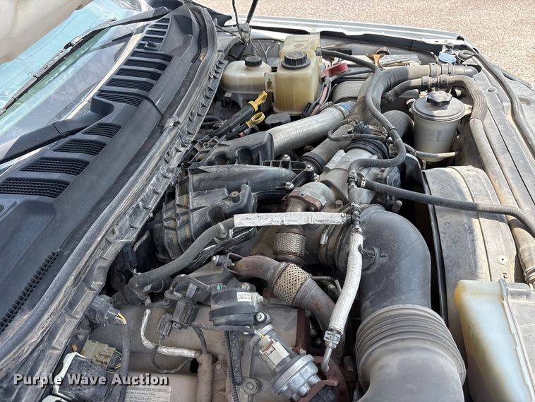 image for item EU5598 2019 Ford F550 Super Duty truck cab and chassis