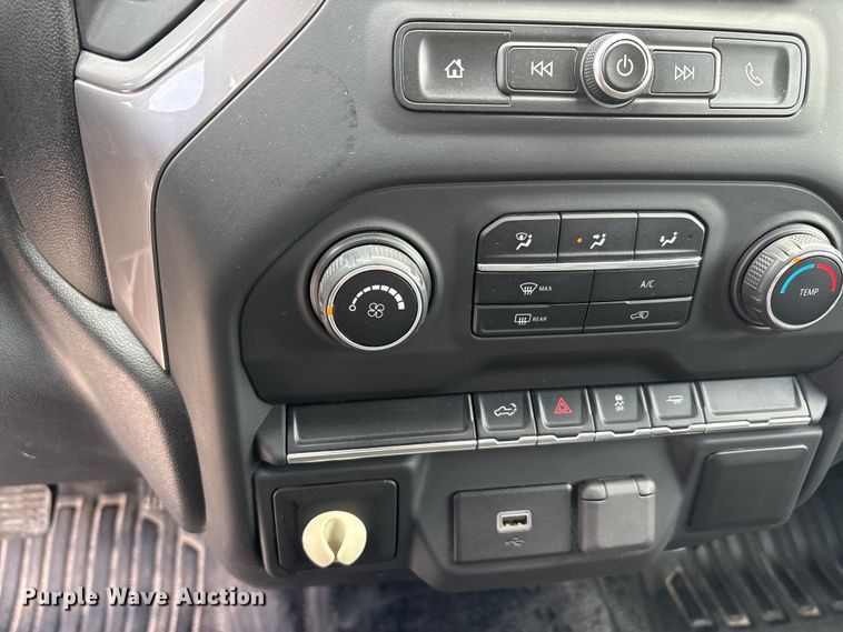 image for item EU5599 2020 Chevrolet Silverado 1500 Ext. Cab pickup truck