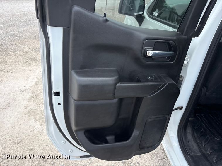 image for item EU5599 2020 Chevrolet Silverado 1500 Ext. Cab pickup truck