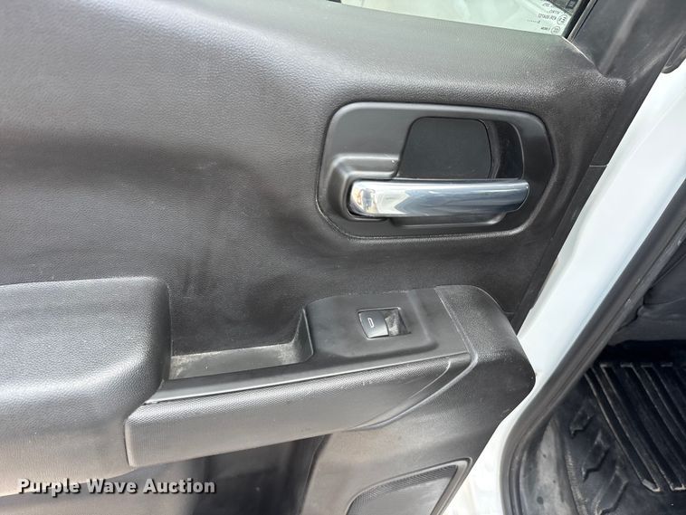 image for item EU5599 2020 Chevrolet Silverado 1500 Ext. Cab pickup truck