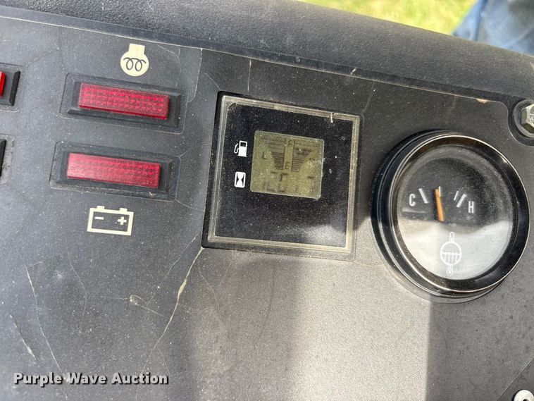 image for item EU5609 Hustler 932699US ZTR lawn mower