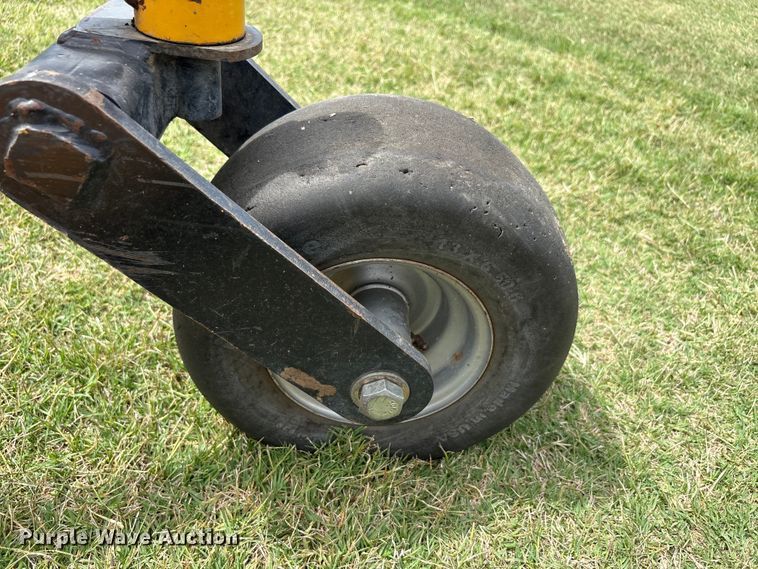 image for item EU5609 Hustler 932699US ZTR lawn mower