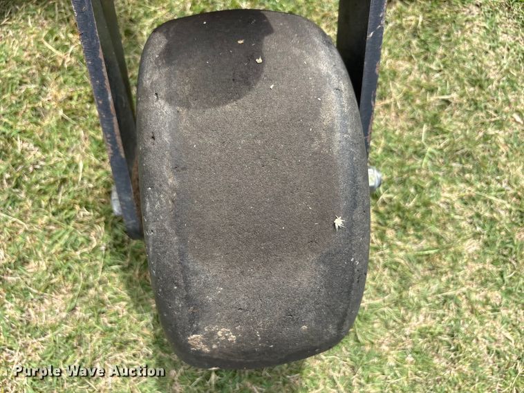 image for item EU5609 Hustler 932699US ZTR lawn mower