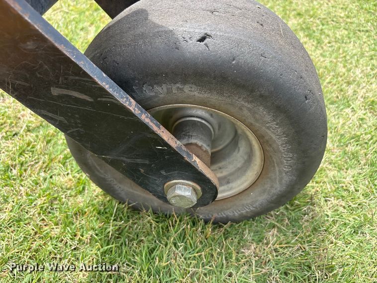 image for item EU5609 Hustler 932699US ZTR lawn mower
