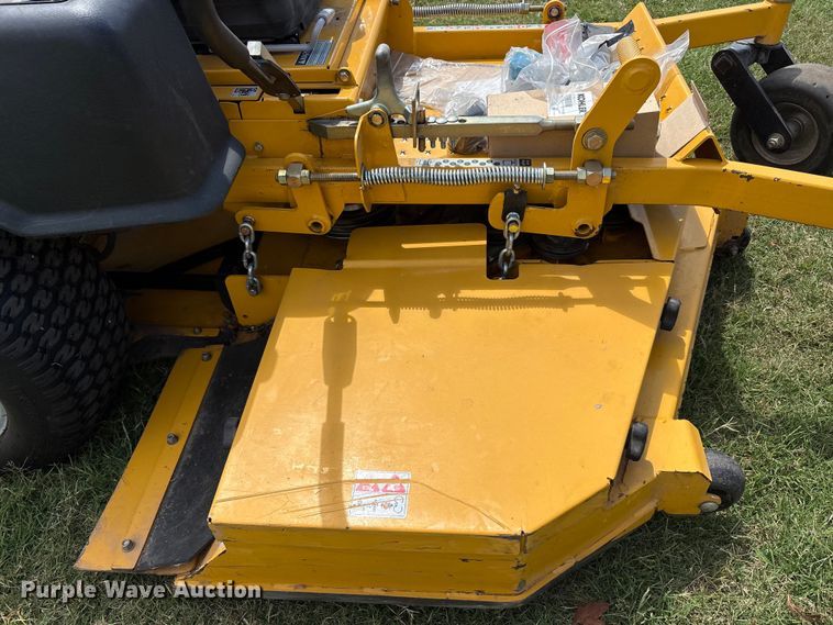 image for item EU5610 Hustler 932707US ZTR lawn mower