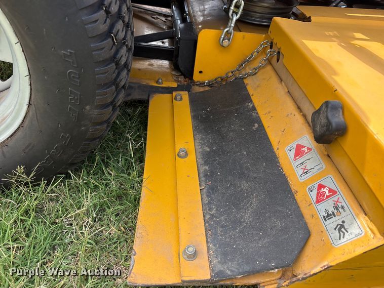 image for item EU5610 Hustler 932707US ZTR lawn mower