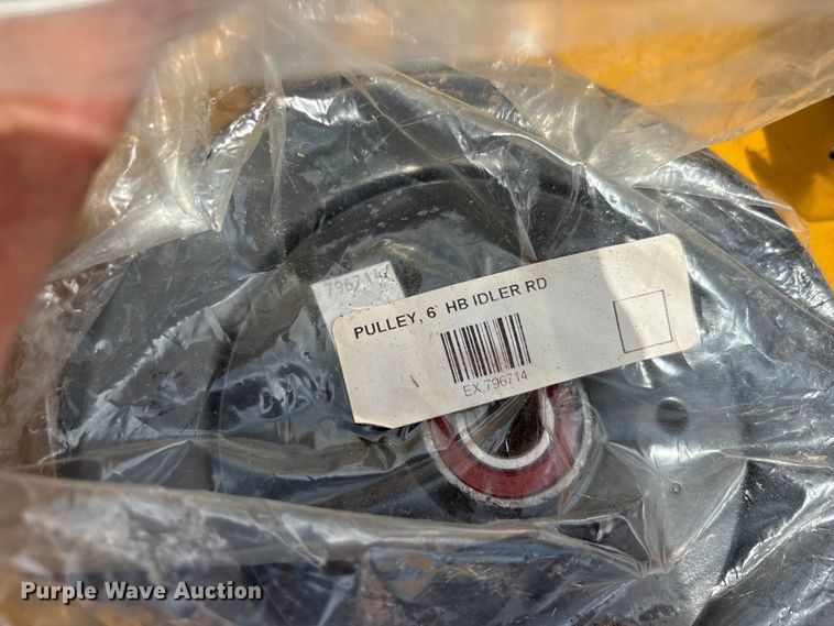 image for item EU5610 Hustler 932707US ZTR lawn mower