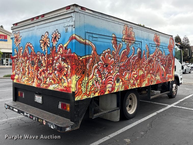 image for item EU8689 2015 Isuzu NPR box truck