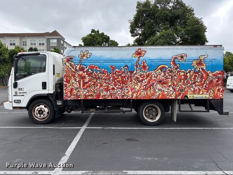 image for item EU8689 2015 Isuzu NPR box truck