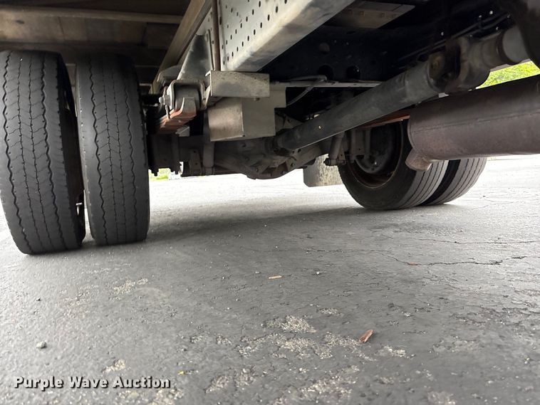image for item EU8689 2015 Isuzu NPR box truck