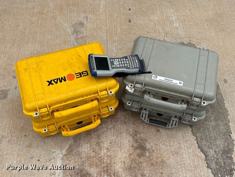 image for item EW0030 Surveying equipment