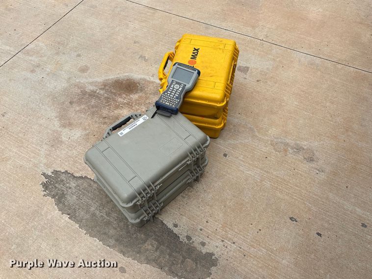 image for item EW0030 Surveying equipment