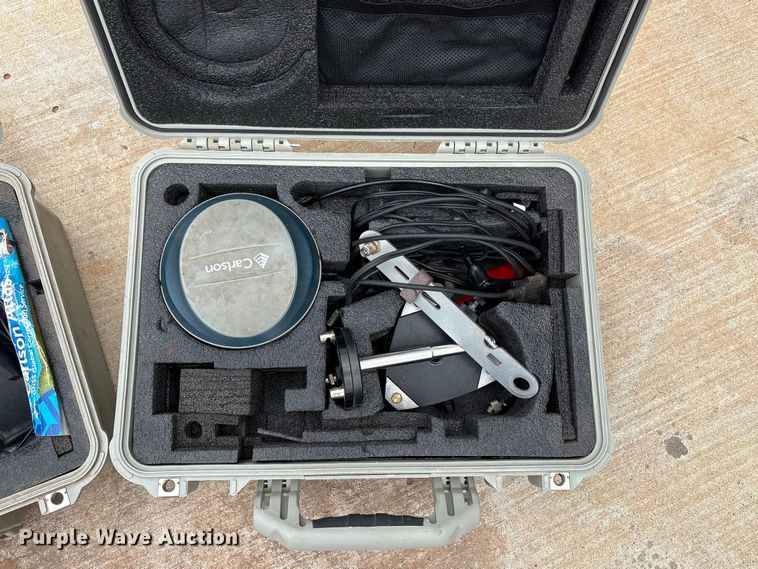 image for item EW0030 Surveying equipment
