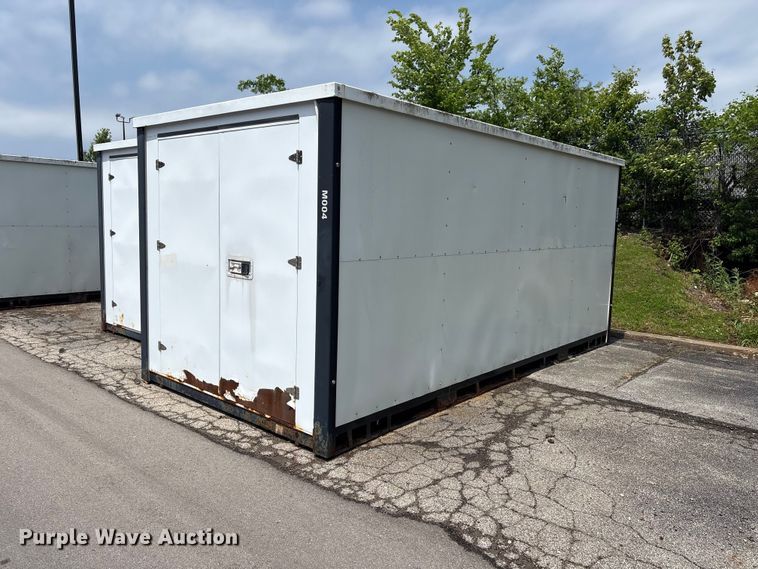 image for item EW0051 (2) storage containers