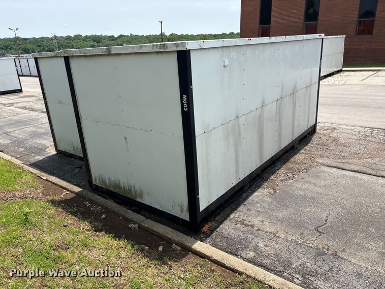 image for item EW0051 (2) storage containers