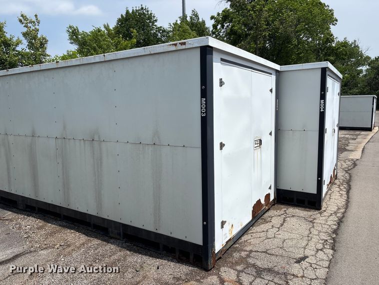 image for item EW0051 (2) storage containers
