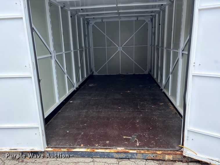 image for item EW0051 (2) storage containers