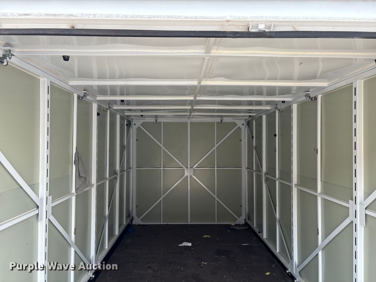 image for item EW0051 (2) storage containers