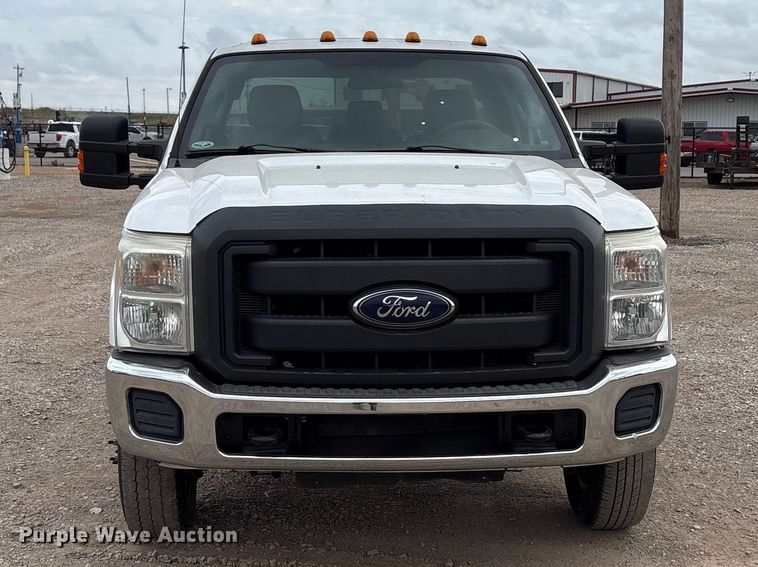 image for item EW0069 2016 Ford F-350 Ext. Cab pickup truck cab and chassis