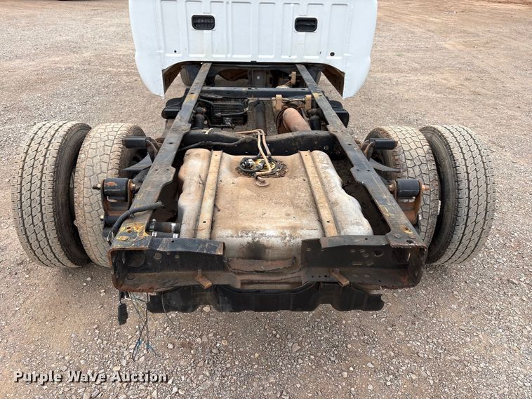 image for item EW0069 2016 Ford F-350 Ext. Cab pickup truck cab and chassis