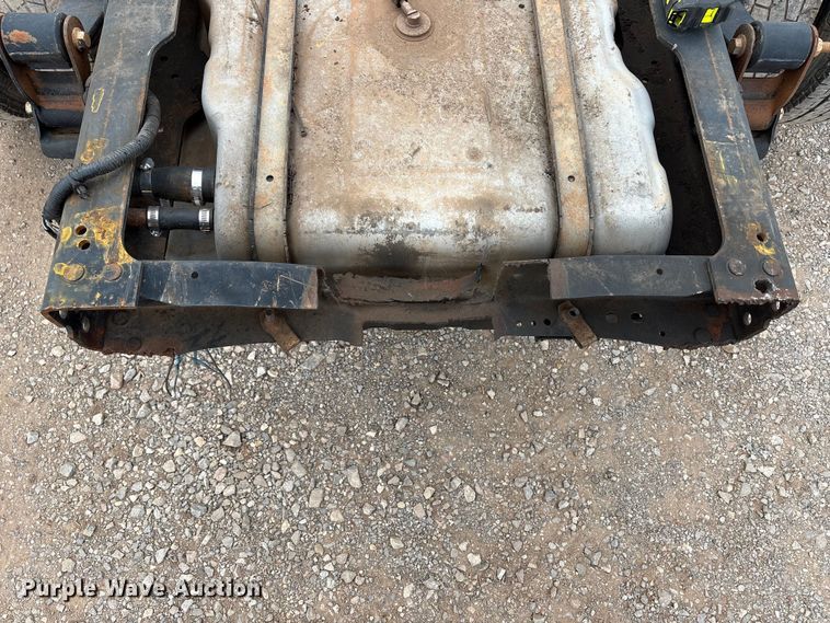 image for item EW0069 2016 Ford F-350 Ext. Cab pickup truck cab and chassis