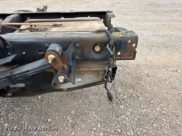 image for item EW0069 2016 Ford F-350 Ext. Cab pickup truck cab and chassis