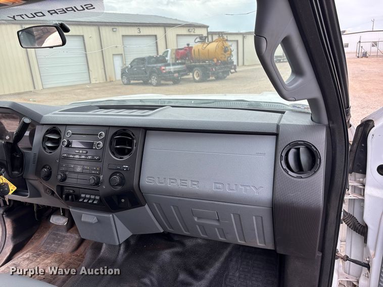 image for item EW0069 2016 Ford F-350 Ext. Cab pickup truck cab and chassis