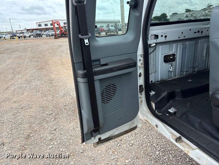 image for item EW0069 2016 Ford F-350 Ext. Cab pickup truck cab and chassis