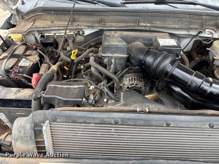 image for item EW0069 2016 Ford F-350 Ext. Cab pickup truck cab and chassis