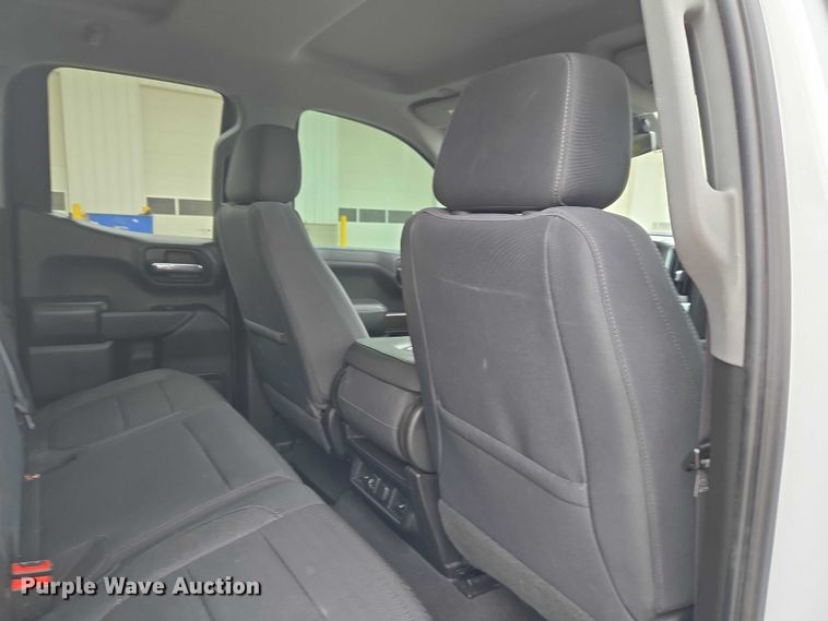 image for item EW0088 2019 Chevrolet Silverado 1500 Crew Cab pickup truck