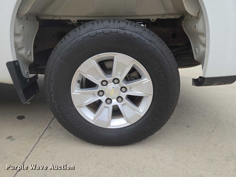 image for item EW0088 2019 Chevrolet Silverado 1500 Crew Cab pickup truck