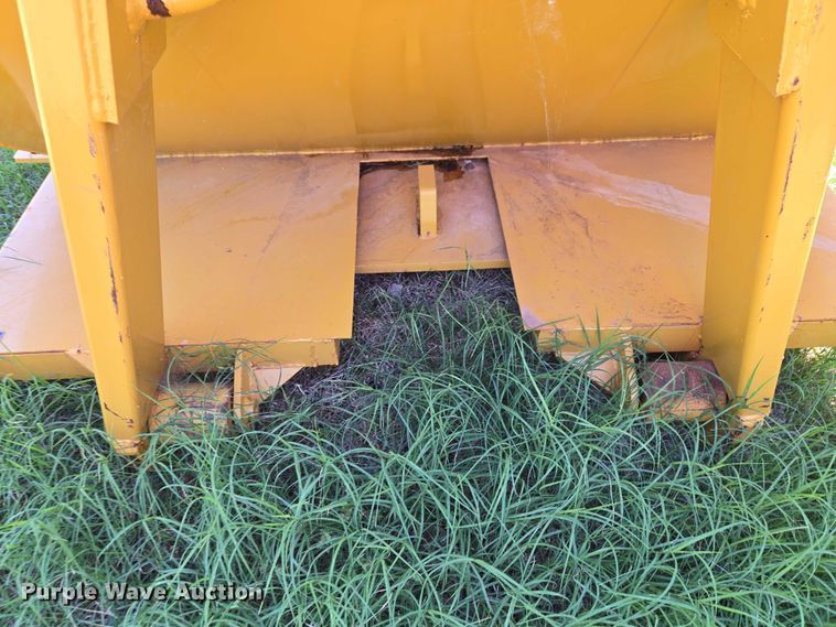 image for item EW0117 Roll Offs roll off dumpster