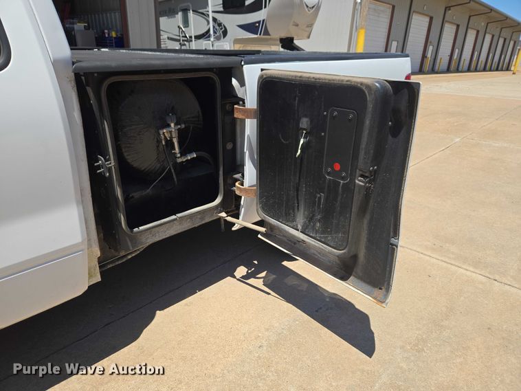 image for item EW0139 2008 Ford F150 pickup truck