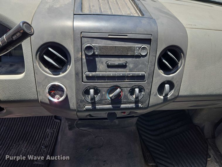 image for item EW0139 2008 Ford F150 pickup truck