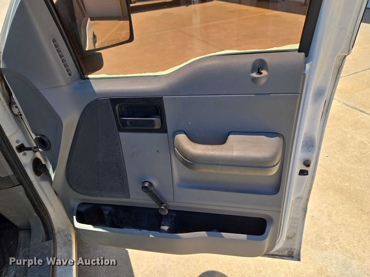 image for item EW0139 2008 Ford F150 pickup truck